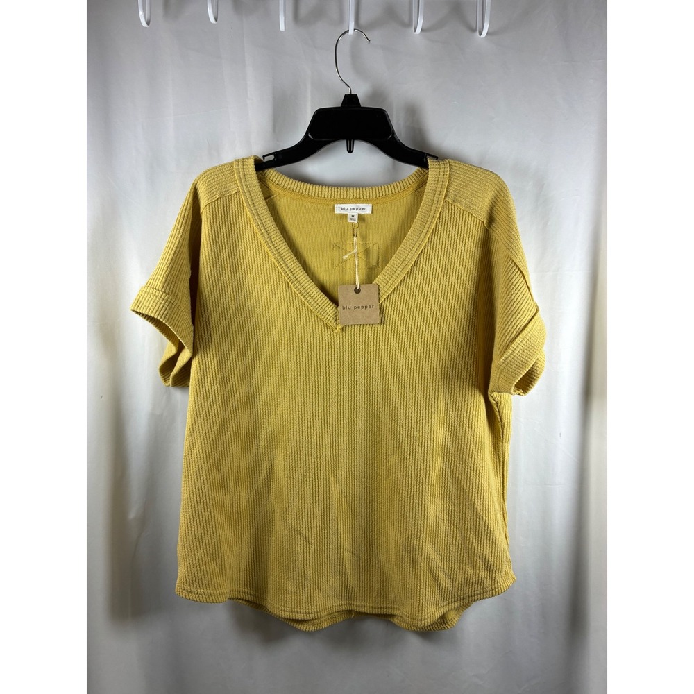 Blu Pepper Mustard Yellow Ribbed V-Neck Short Sleeve‎ Top Women's Size M NEW
